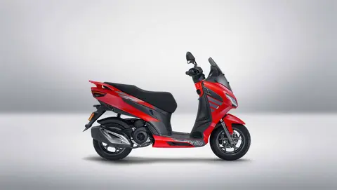 آپریلیا STR 160 