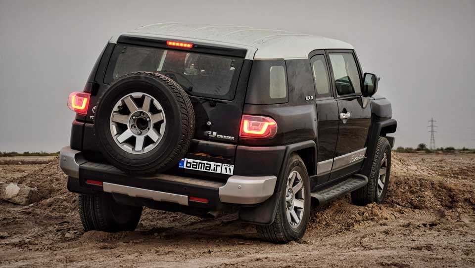 تست و بررسی تویوتا FJ کروزر