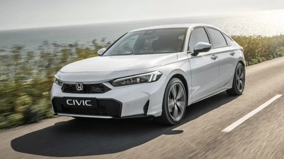 2026 هوندا سيويک هيبريد