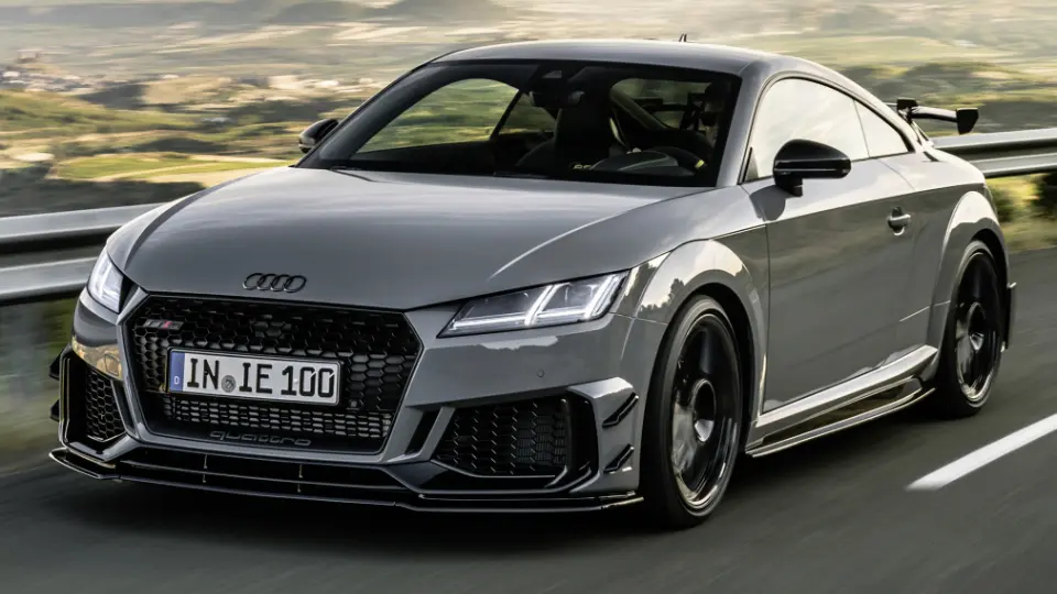 آئودي TT RS Iconic Edition