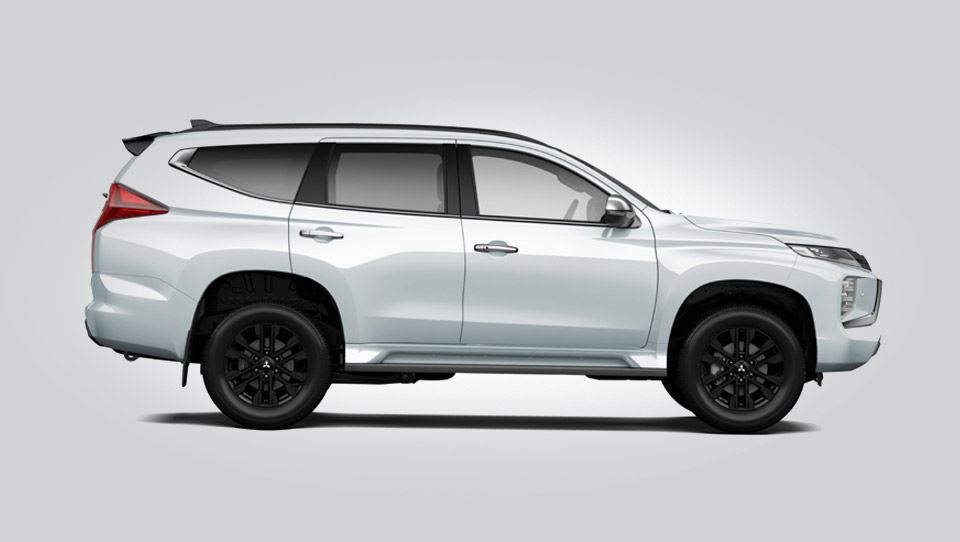 میتسوبیشی پاجرو اسپرت GSR