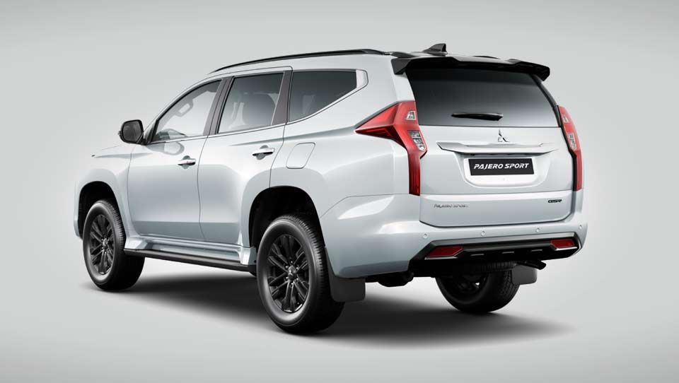 میتسوبیشی پاجرو اسپرت GSR