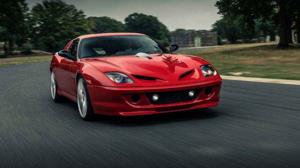 فراری 550 شوتینگ بریک با بدنه دست‌ساز