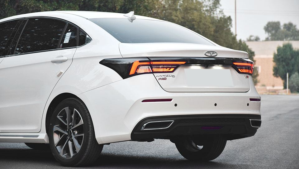 طراحی فونیکس آریزو 6 پرو