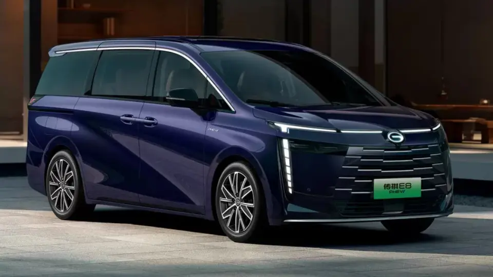 گک ترامپچي E8