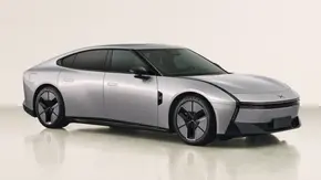 معرفی نسل دوم ایکس پنگ P7