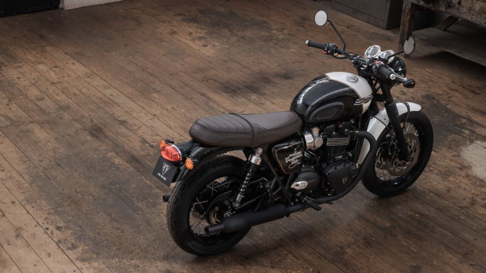 تریومف T120 بلک DGR