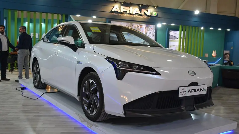 جي اي سي آيون اس پلاس