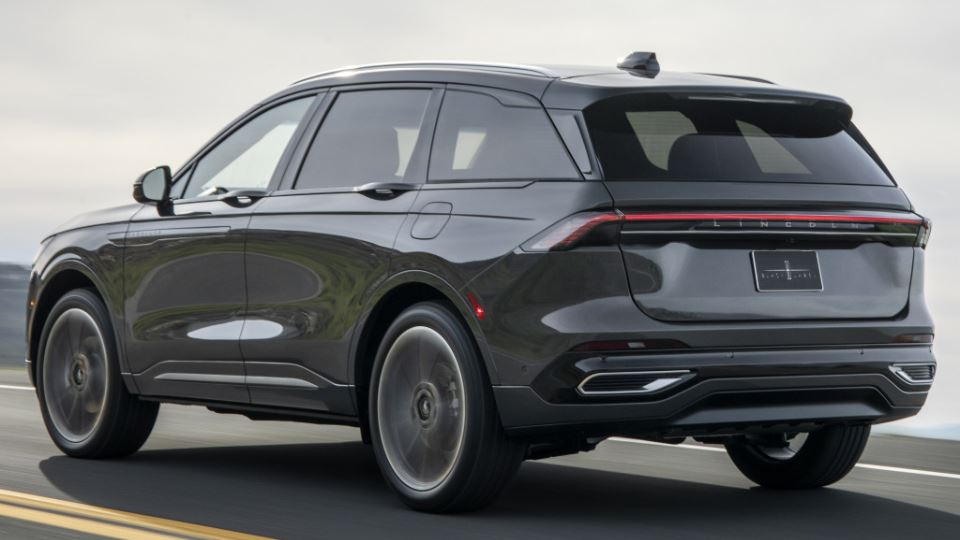 لینکلن ناتیلوس 2024