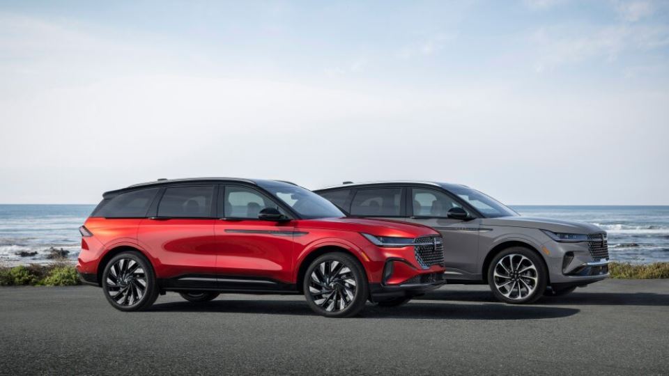 لینکلن ناتیلوس 2024