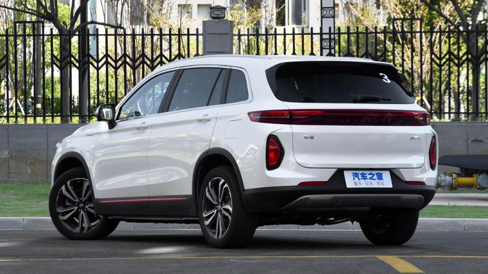 کراس‌اور هیبریدی اسکای ورث HT-i