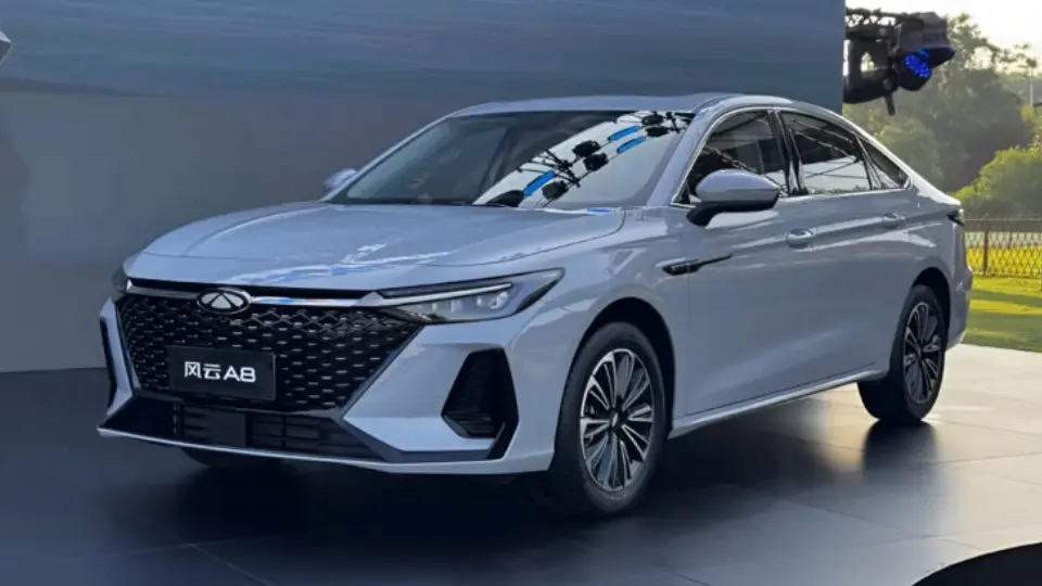 2025 چري فالوين A8