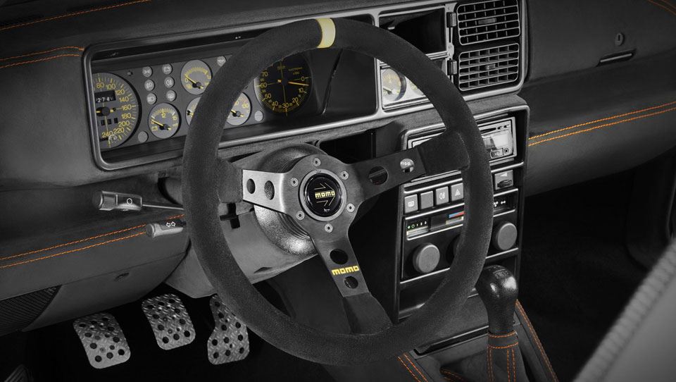 لانچیا دلتا برقی