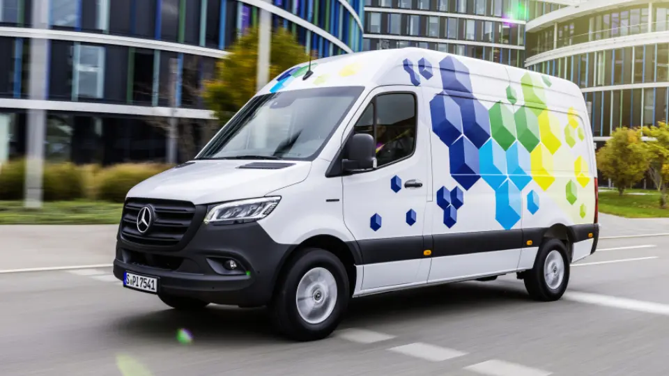 مرسدس بنز اي اسپرينتر 2024