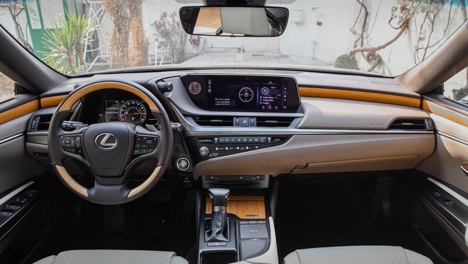 کابین لکسوس ES350 مدل 2021