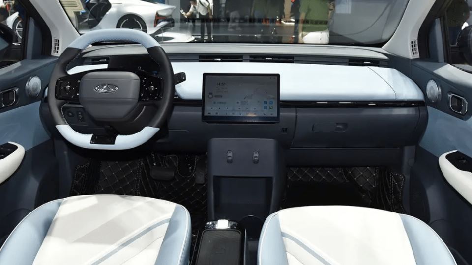 چری Little Ant مینی EV