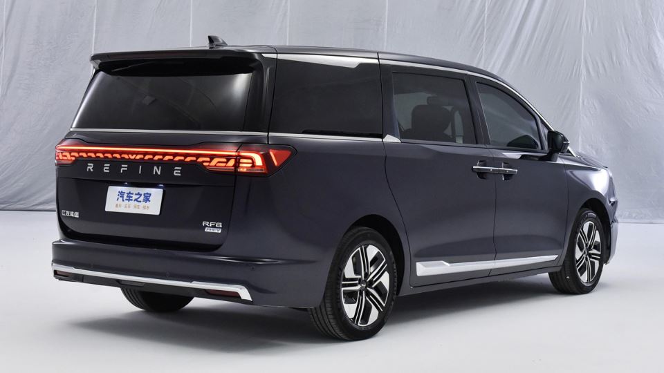 جک ریفاین RF8