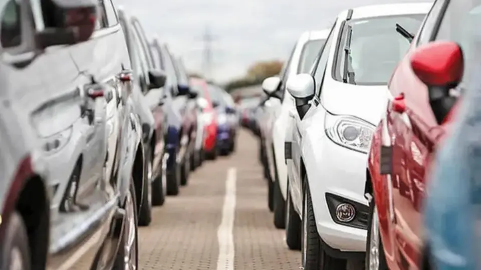 ابلاغ شرايط واردات خودرو توسط ايرانيان خارج نشين