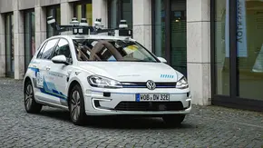 عزم فولکسواگن برای معرفی خودرانها تا سال 2025