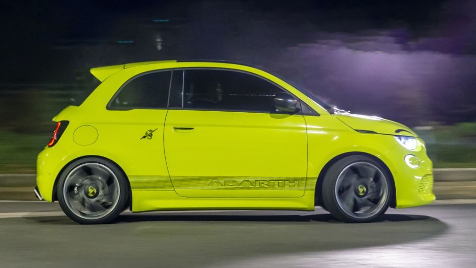 فیات 500e آبارث اسکورپیونیسیما