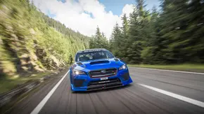 عبور از زیباترین جاده جهان با سوبارو WRX STI