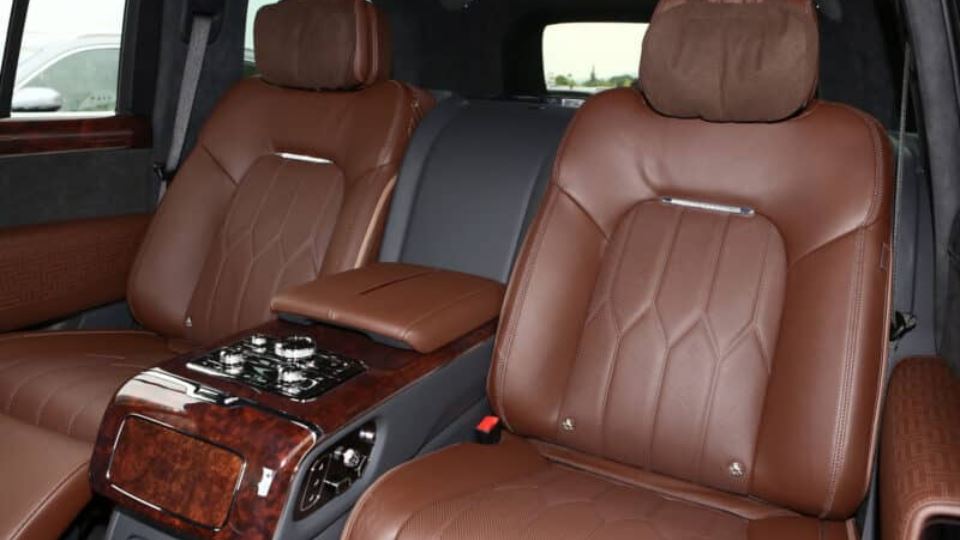 شاسی بلند چینی Hongqi  هونگچی LS7