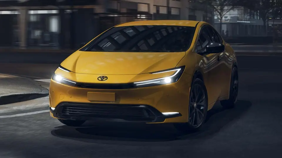 2025 تويوتا پريوس