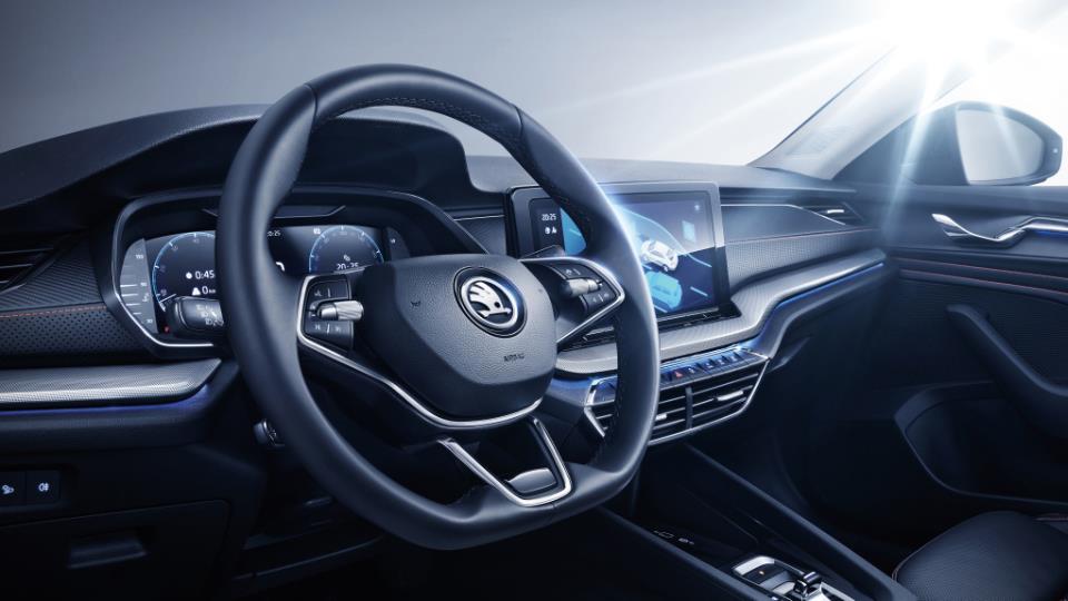 کابین اشکودا اکتاویا پرو مدل 2021