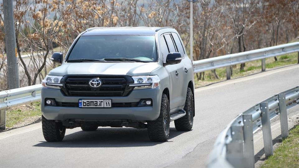 تجربه رانندگی با تویوتا لندکروزر