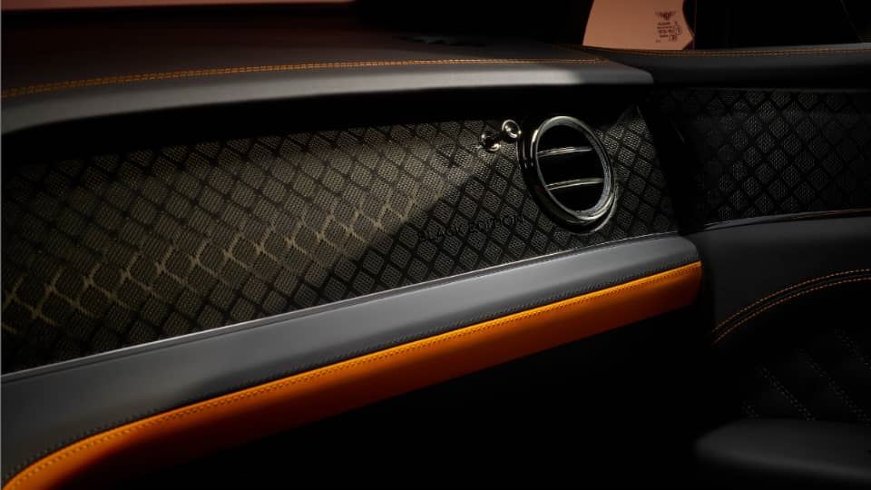 معرفی بنتلی بنتایگا S بلک ادیشن