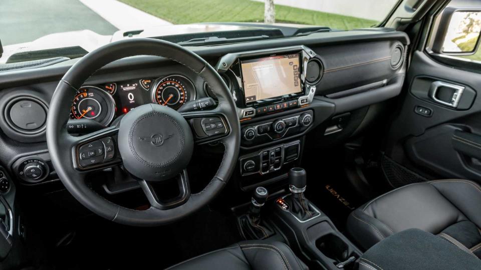 کابین رضوانی هرکول شش چرخ