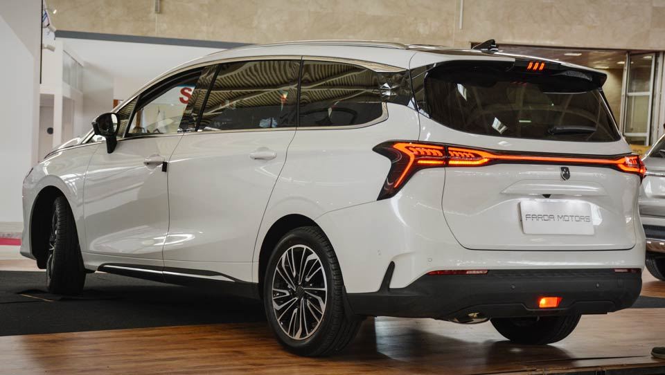 اف ام سی M4 فردا موتور 