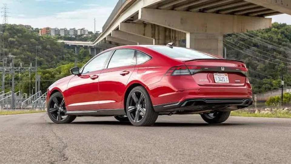 عرضه هوندا آکورد پلاگين هيبريد در پلتفرم اتونوين