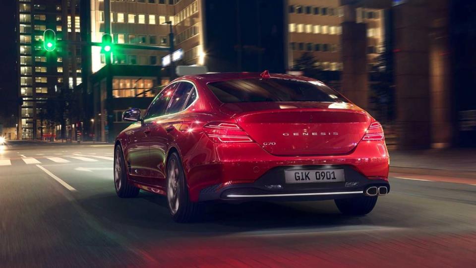 جنسیس G70 مدل 2022