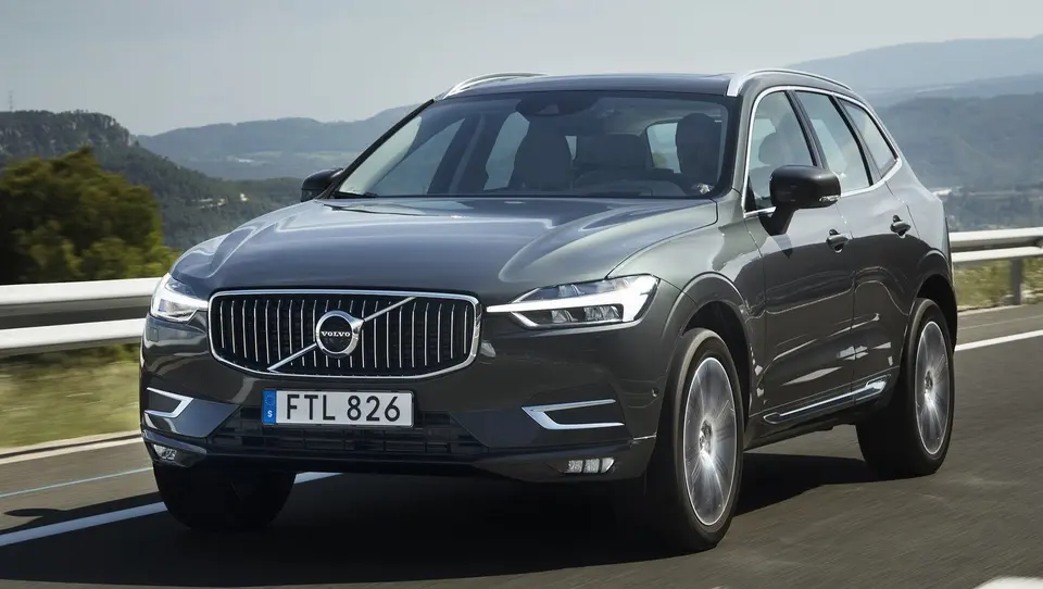 6 - کلاس کراس‌اور لوکس جمع و جور: ولوو XC60