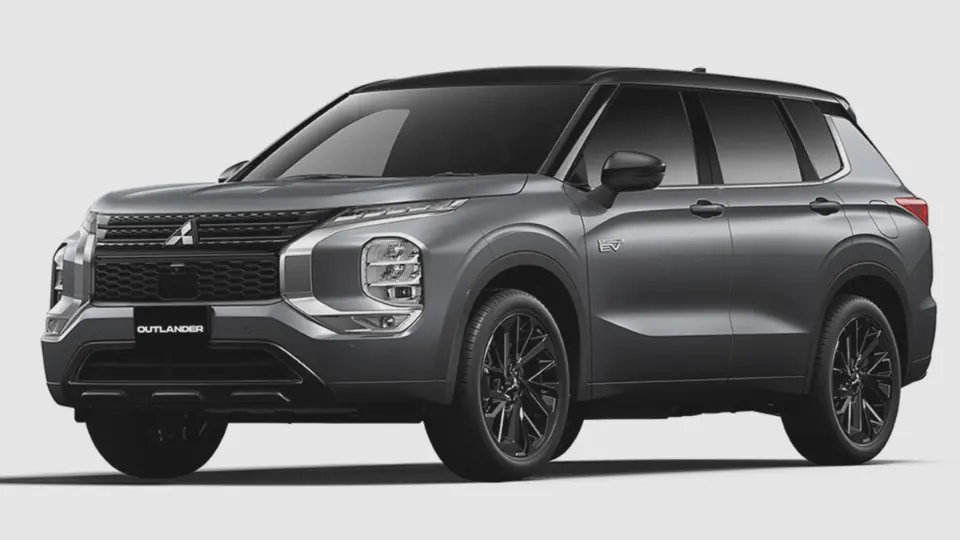 ميتسوبيشي اوتلندر Black Edition در ژاپن