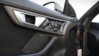 امکانات و آپشن های جگوار F-Type