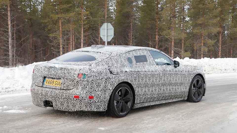 تصاویر جاسوسی از نسل جدید جگوار XJ