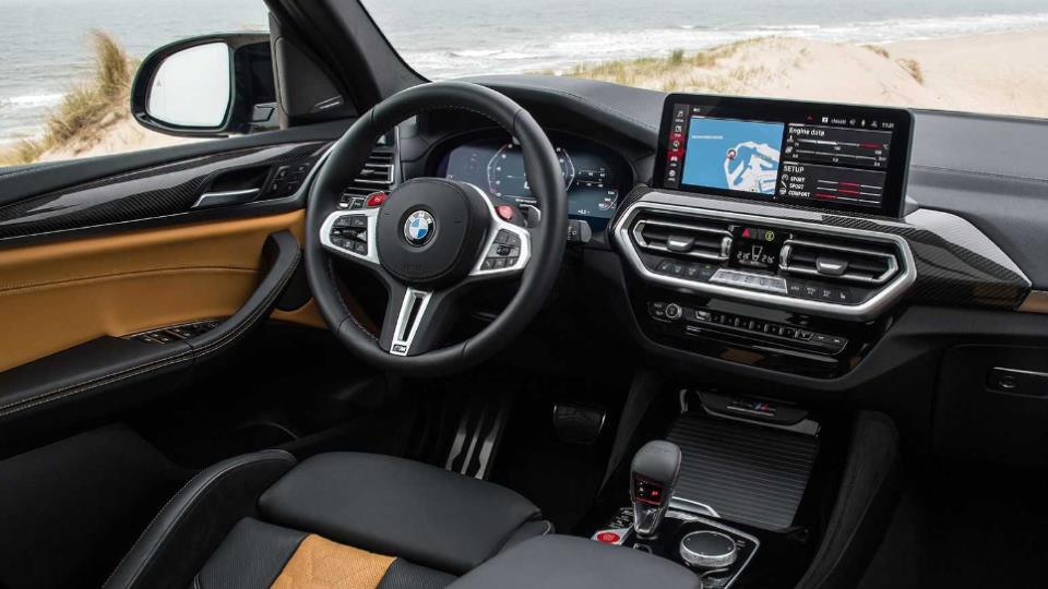 کابین ب ام و X3M مدل 2022