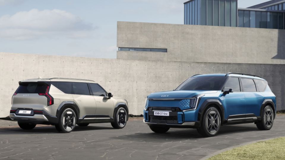 شاسی بلند برقی کیا EV9