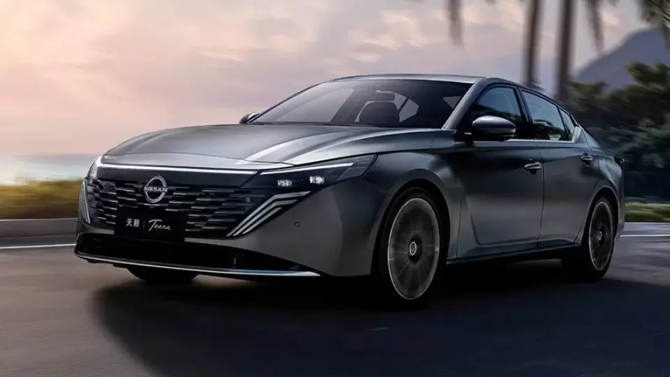 2026 نيسان تي ينا