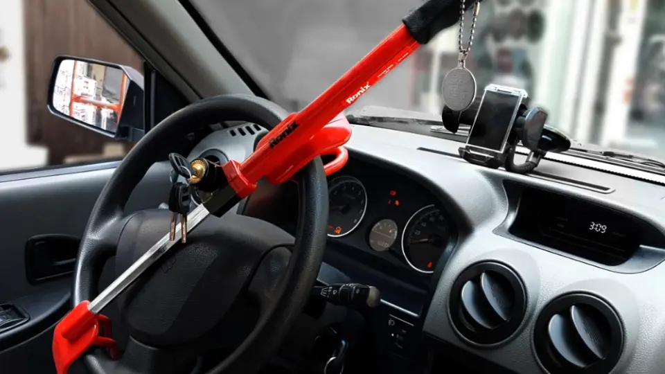 معرفي بهترين قفل فرمان خودرو