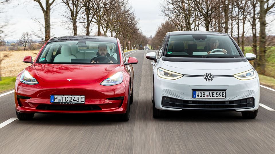 تسلا مدل 3 پرفروش‌ترین خودروی برقی اروپادر 2021