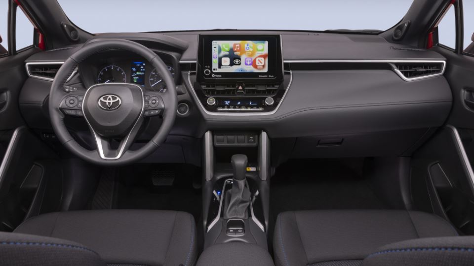 تویوتا کرولا کراس هیبرید 2023