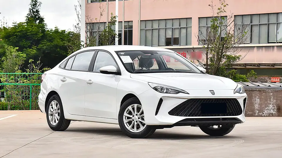 بررسي آرکا آرتابان موتورز (Roewe i5)