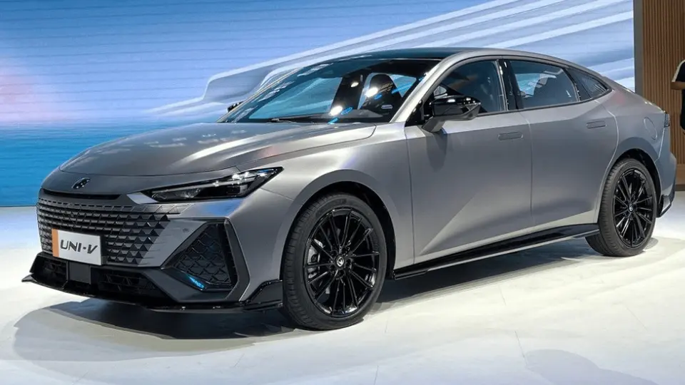 چانگان يوني-وي 2 ليتري توربو