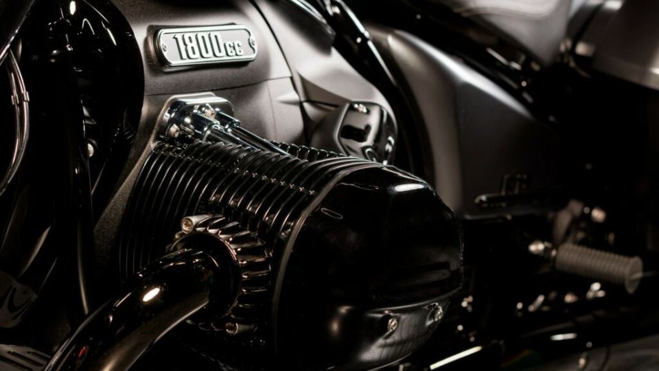 موتورسیکلت ب ام و R 18 Roctane