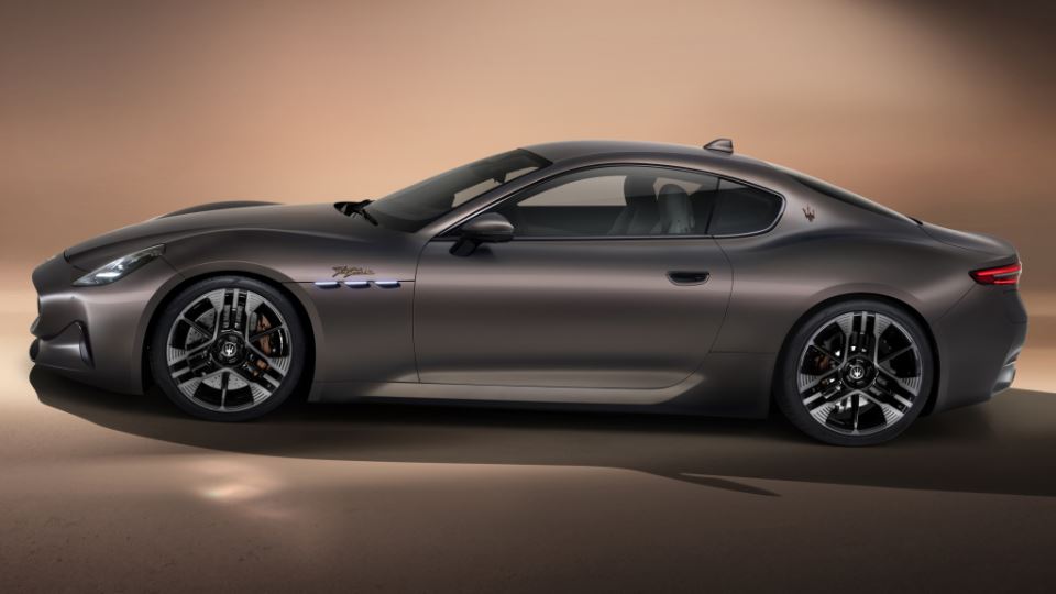 مازراتی گرن توریسمو فولگوره EV