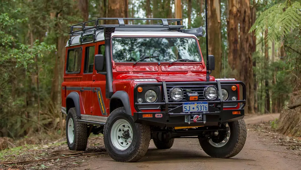 لندرور 110 - مدل 1983