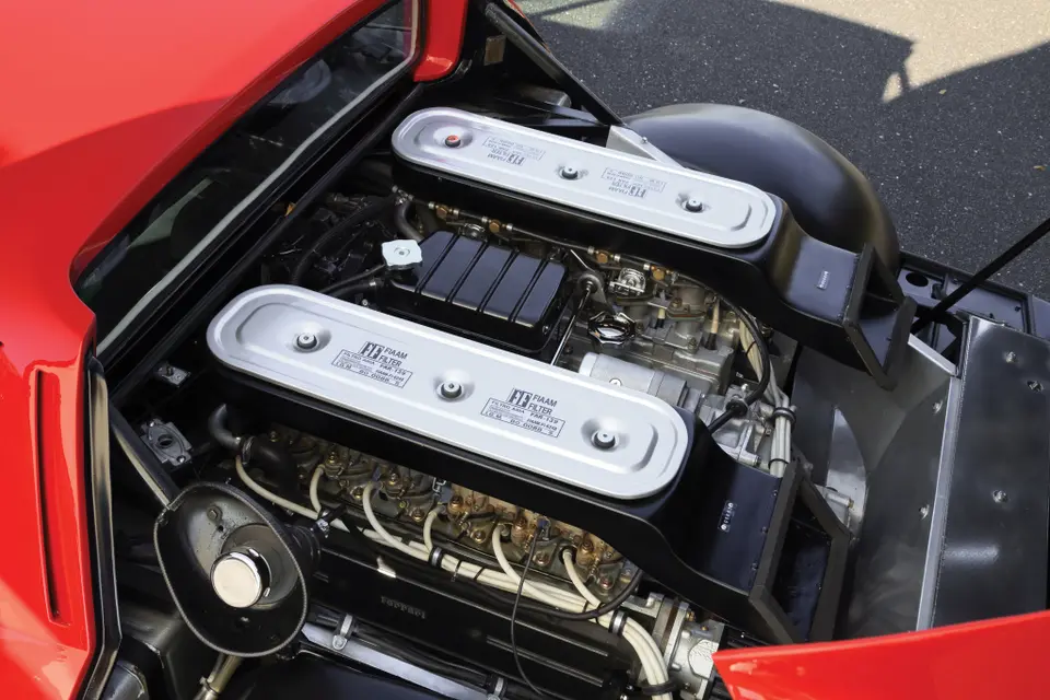 تخت دوازده‌تایی